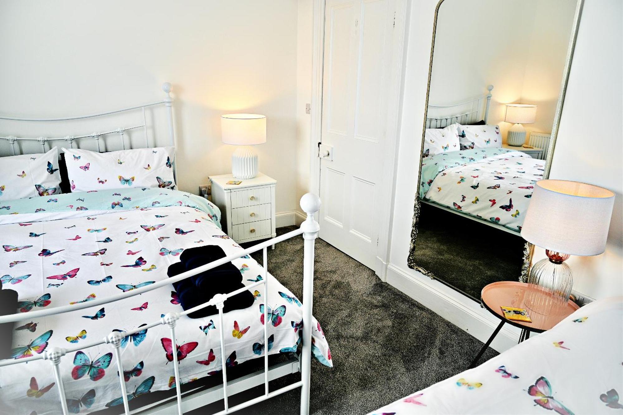 Porthmadog, Sleeps 11, 5 Bedrooms, 5 Bathrooms, Mountain Views Eksteriør billede