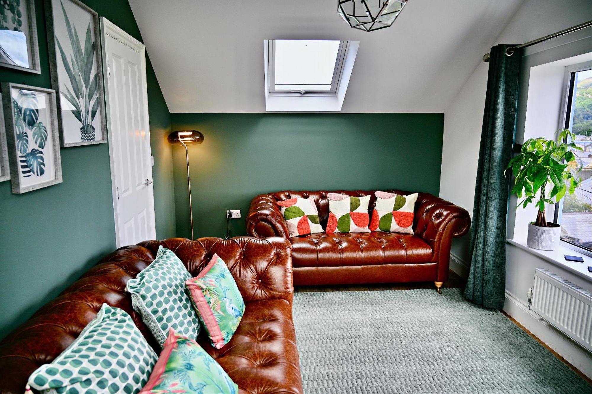 Porthmadog, Sleeps 11, 5 Bedrooms, 5 Bathrooms, Mountain Views Eksteriør billede